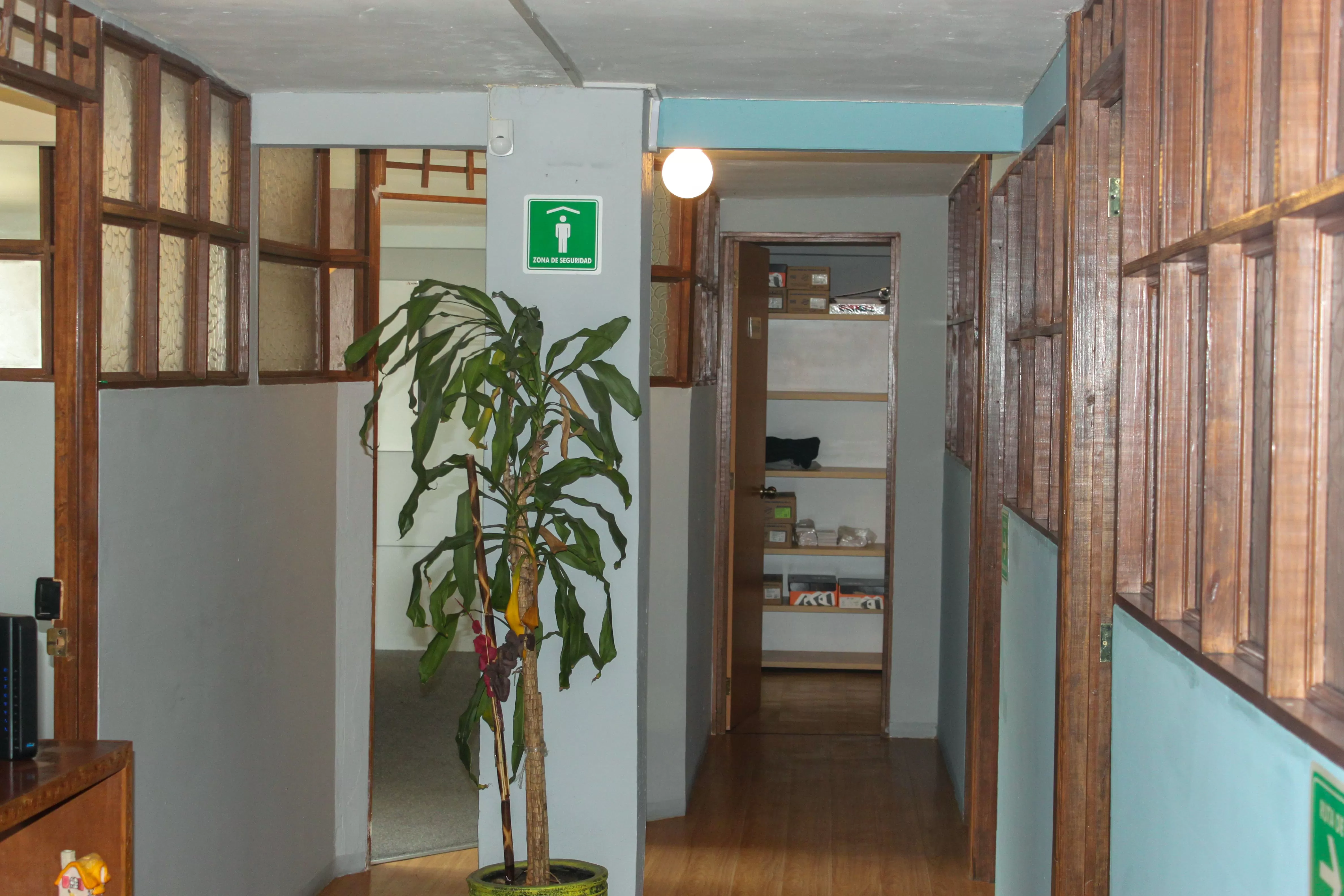 RENTA DE OFICINA PRIVADA 